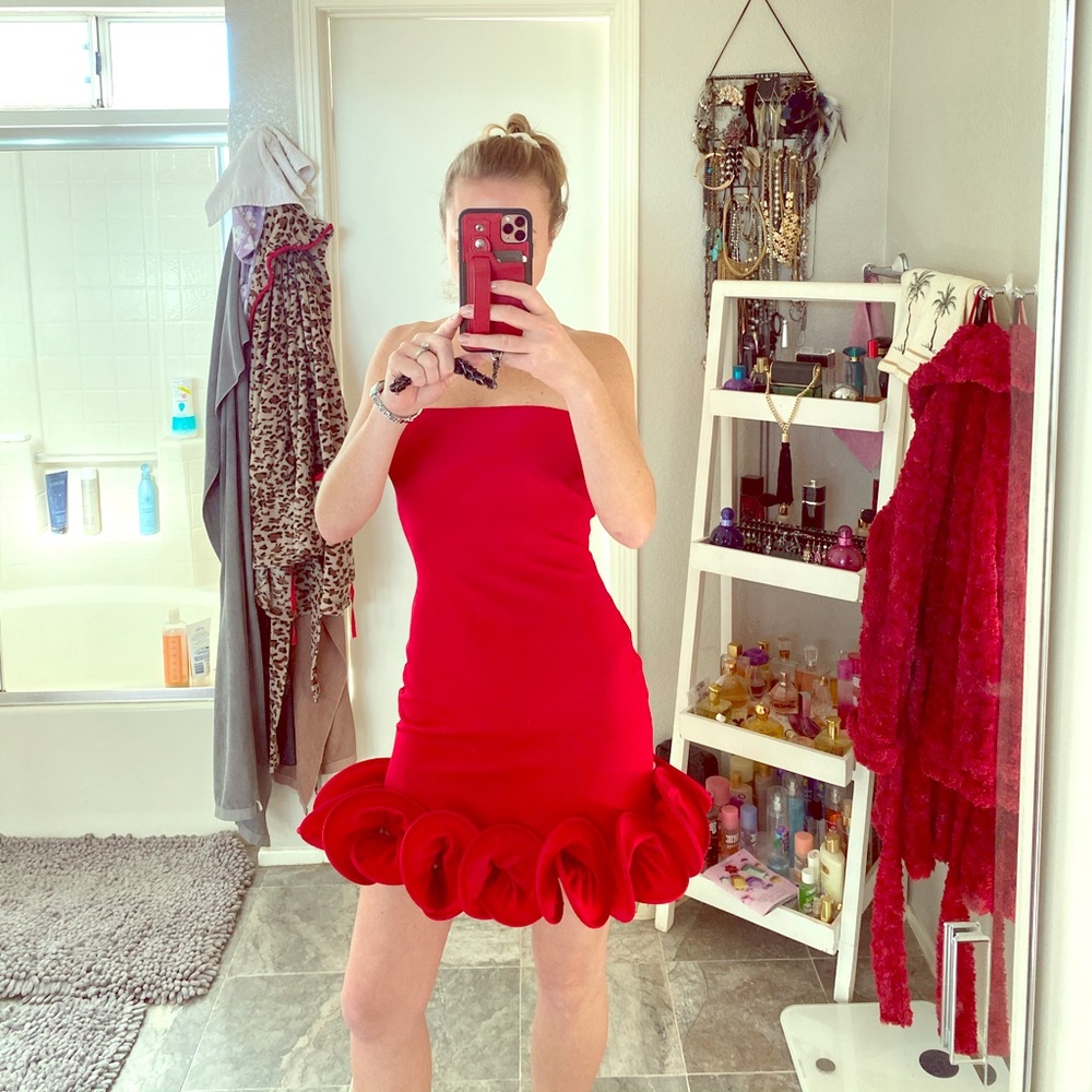 ‼️NWT‼️Red Ruffle Hem dress. (Special Occasion!) - Picture 2 of 8